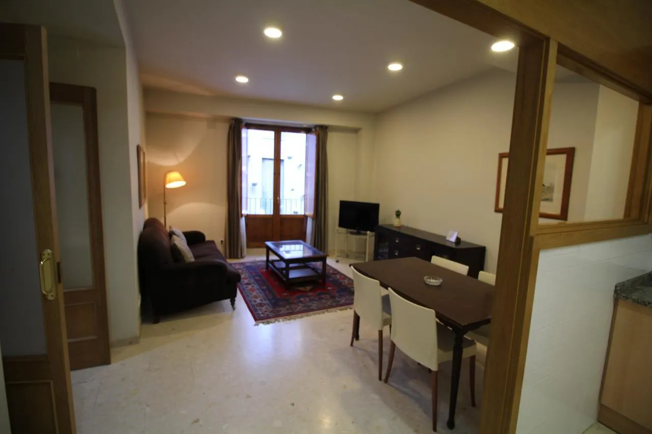 Apartaments St. Jordi Comtal Barcelona Spanien